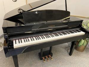 Đàn Piano Yamaha CLP-765GP