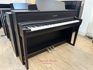 Đàn Piano Yamaha CLP-775