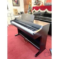 Đàn Piano Yamaha CLP-820 màu nâu đen cực đẹp