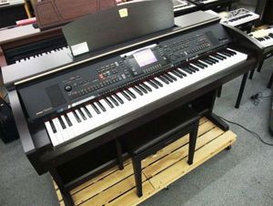 Đàn Piano Yamaha CVP 303