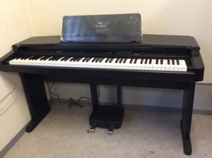 Đàn piano Yamaha CVP-55 - qua sử dụng