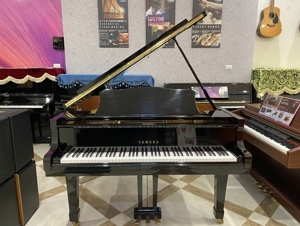 Đàn piano Yamaha G2A
