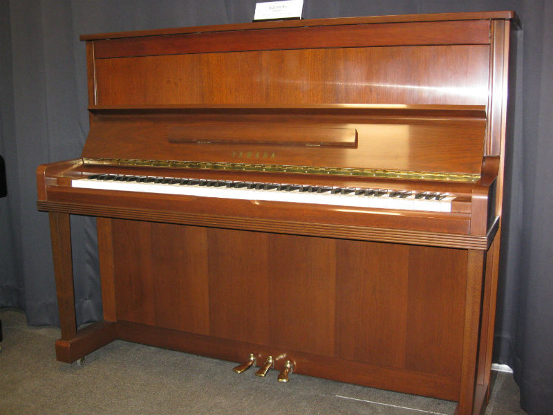Đàn piano Yamaha HQ100BWn