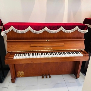 Đàn Piano Yamaha W103B