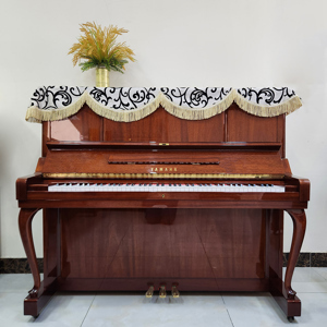 Đàn piano Yamaha W106