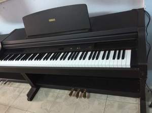 Đàn piano Yamaha YDP-301