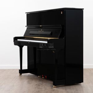 Đàn Upright Piano Steinway & Sons K-132