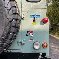 Dán Xe Ô Tô Sáng Tạo Cá Tính Dán Cửa Xe Ô Tô Hoạt Hình Dễ Thương Đuôi Dán Trang Trí Dán