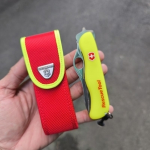 Dao lưỡi gập Rescue Tool Victorinox ML-IN106