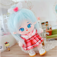[Đặt trước]Outfit doll 20cm váy yếm đỏ kẻ sọc học sinh kèm cài tóc(không gồm doll)