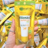 [Date 2025] Kem Chống Nắng Garnier Kiềm Dầu Sáng Da 15ml