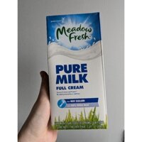 (Date: T7/2025) Thùng 12 hộp Sữa Tươi Tiệt Trùng Nguyên Kem Meadow Fresh 1L