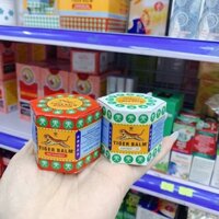 Dầu cù là con hổ Tiger Balm