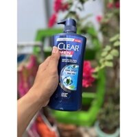 Dầu gội sạch gàu dành cho nam CLEAR Men Cool Sport Bạc Hà 650g