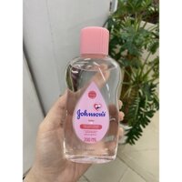 Dầu massage Johnson's baby oil 200ml