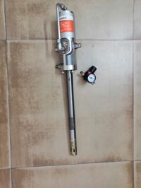 ĐẦU MÁY BƠM MỠ 12 LÍT WERA