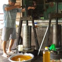 Dầu phụng ép nguyên chất