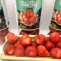 Dâu Tây Sấy Giòn Đà Lạt 200Gr VNFoods - Thực Phẩm Nguyên Chất