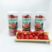 Dâu Tây Sấy Giòn Nguyên Trái Dâu Tây Sấy Giòn Đà Lạt 200Gr VNFoods