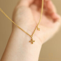 Dây chuyền chuỗi hạt vàng hình tròn minimalist với hạt chéo