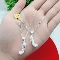 Dây chuyền giày thủy tinh bạc ta.