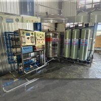 Dây chuyền lọc nước đóng bình 20 lít tự động 1000 lít/h