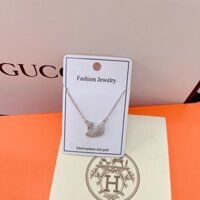 dây chuyền mặt thiên nga xinh xắn