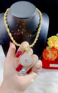 Dây chuyền nữ mặt xoàn mạ 18k cao cấp P160