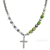 Dây chuyền thánh giá Nam phối đá xanh lá cao cấp