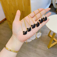 Dây chuyền thiên nga đen