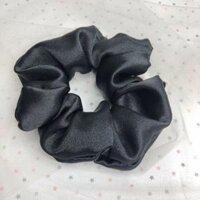 Dây cột tóc scrunchies dễ thương - Đen - satin