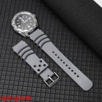 Dây đeo đồng hồ dây cao su flo thích ứng với Seiko Seiko No 5 có thể bào ngư màu đen và xanh lá cây ma dây đeo cổ tay silicon 20mm nam 22