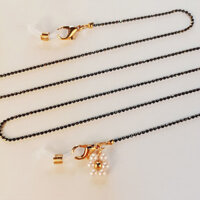 Dây đeo mắt kính xích bi tròn nhiều màu phối hoa ngọc trai điểm nhấn đẹp độc lạ handmade dây chuyền vòng cổ đeo airpod - màu đen