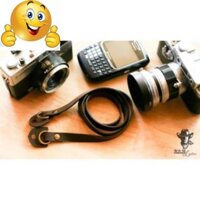 DÂY MÁY ẢNH FILM DA BÒ SÁP NGỰA ĐIÊN (CRAZY HORSE ) CỰC CHẤT VINTAGE - R A M A2 .