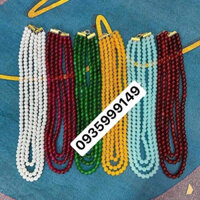 dây ngọc đeo cổ hầu đồng