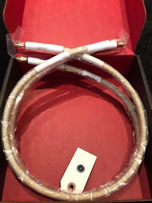 Dây RCA Synergistic Research Tesla AU-79 (1m)