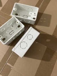Đế âm đơn, hộp âm tường ổ cắm, công tắc, kích thước 10 x 6 x 4 Sino P/N S2157