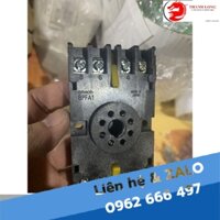 Đế cắm relay 8 chân tròn Omron 8PFA1