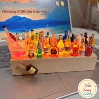 Đế đèn led gỗ tặng kèm 30 charm chai nước mini làm quầy bar mini, trang trí bàn làm việc, đèn ngủ, trang trí ô tô