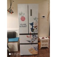 Decal dán tủ lạnh Nhật kichsi thước 70x180cm, sẵn keo, đa dạng mẫu mã Shop Huệ Decor( TỦ LẠNH GĐ MÈO-2)