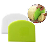 Delicacy Kitchen 2 Pieces Dough Scraper Cutter Plastic Bench Kitchen Tool for Cake White