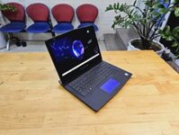 Dell Alienware 13 R3 Core i7-7700HQ /16GB /512GB /GTX 1060 6GB /13.3″ 2K OLED