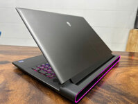 Dell Alienware M18 R2
