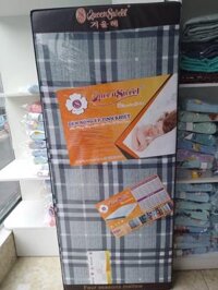 Đệm bông ép Queensweet