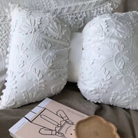 Đệm xe nhỏ màu trắng, vải tùy chỉnh, có thể tháo rời và giặt được, vỏ gối lót lưng phong cách châu Âu dễ thương, gối ren có nơ