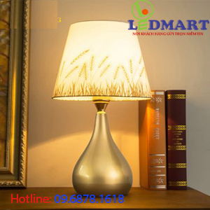 Đèn bàn bông lau A38
