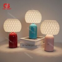 Đèn Bàn Chao Nấm Vân Lượn Sóng PVC Đa Dạng Màu Sắc Trang Trí Bàn Học Quà Tặng Ý Nghĩa Ánh Sáng Vàng