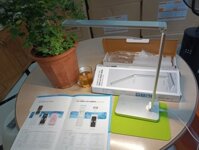 Đèn bàn chống cận thị Eye Lux ELX-001 sản xuất tại Hàn Quốc, bóng led tuổi thọ 50 nghìn giờ, công suất 7w, 3 màu ánh sáng và 5 mức độ sáng, bảo hành 3 năm