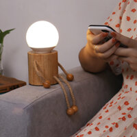 Đèn bàn gỗ mini chao vải hình nhân hiện đại BDV-08