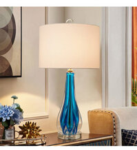 Đèn bàn nhập khẩu trang trí nội thất DNAA 067